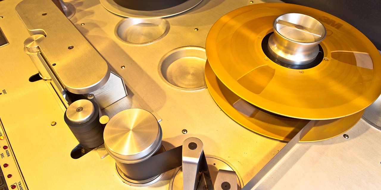 Studer® A800 Tape Recorder UAD Audio Plugins Universal Audio